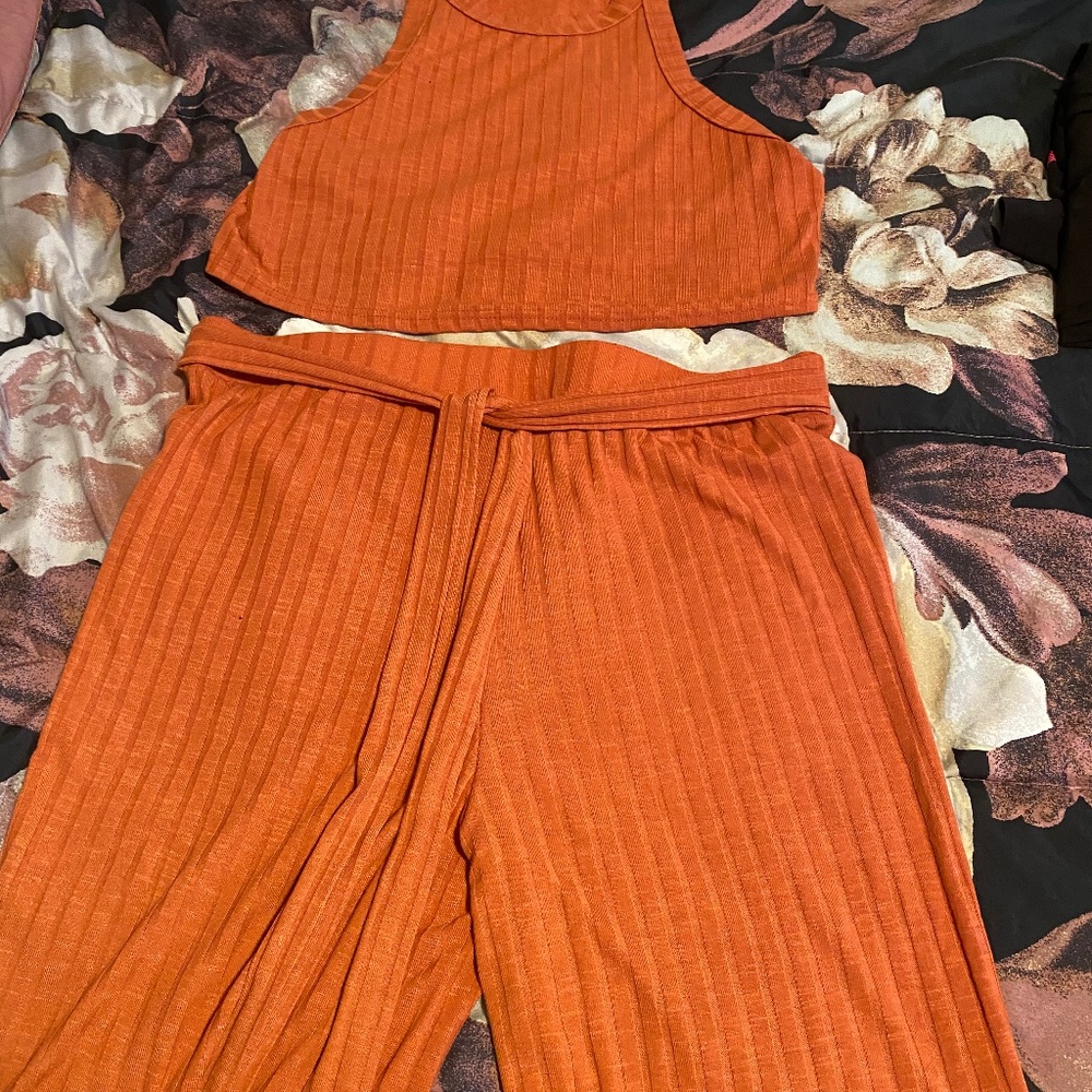 2 piece crop top set